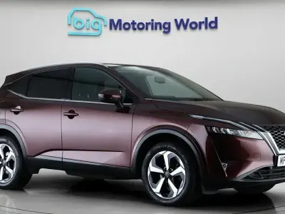 Used Nissan Qashqai N-Connecta 158 HP (116 kW) 2023 Red SUV