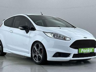 Used Ford Fiesta ST 2015 White Hatchback