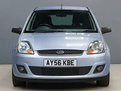 Used Ford Fiesta Zetec 90 HP (66 kW) 2006 Blue Hatchback
