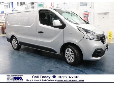 Silver Used 2019 Renault Trafic MPV | £9,240 (Fair price)