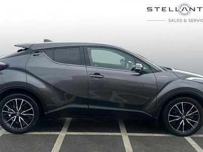 Used Toyota C-HR 120 HP (88 kW) 2019 Blue SUV