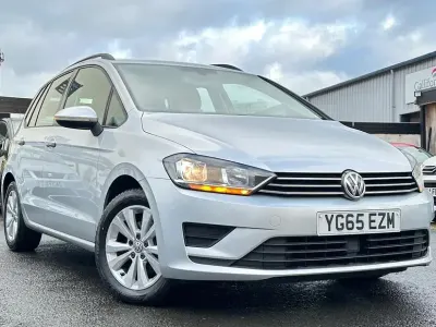 Used VW Golf VII SE 110 HP (80 kW) 2015