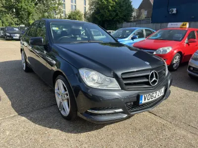 Used Mercedes C180 Executive 156 HP (114 kW) 2012 Black Sedan