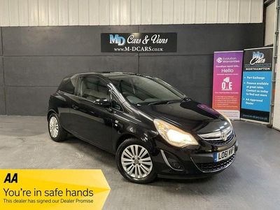 Used Vauxhall Corsa Excite 85 HP (62 kW) 2012 Black Hatchback