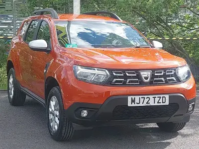 Usado Dacia Duster Comfort 90 HP (66 kW) 2022 Laranja SUV