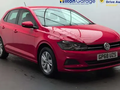 Used VW Polo SE 64 HP (47 kW) 2019 Red Hatchback