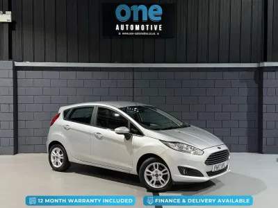 Used Ford Fiesta Zetec 82 HP (60 kW) 2017 Silver Hatchback
