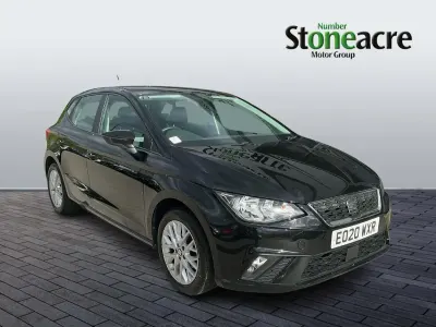 Usado Seat Ibiza SE Technology 95 CV (69 kW) 2020 Negro Utilitario