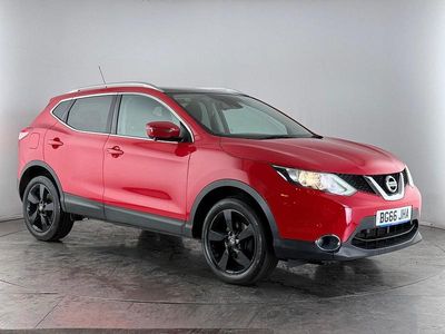 Red Used 2016 Nissan Qashqai N-Connecta SUV | £8,250 (Good price)