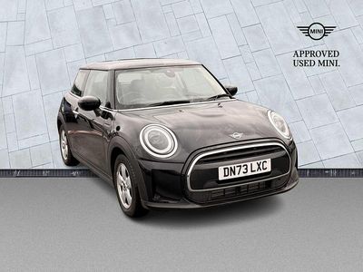 Used Mini Cooper Classic 134 HP (98 kW) 2023 Black Hatchback