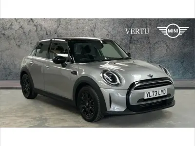 Used Mini Cooper Classic 136 HP (100 kW) 2024 Silver Hatchback