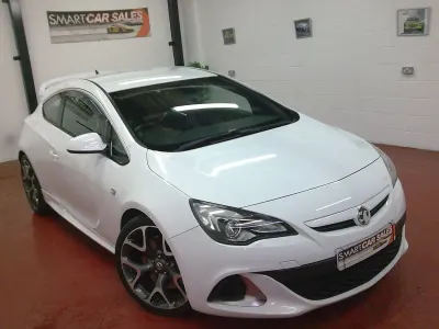 Używany Vauxhall Astra GTC 2016 Biały Hatchback