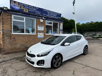 Used Kia ProCeed GT-Line 118 HP (86 kW) 2018 White Hatchback