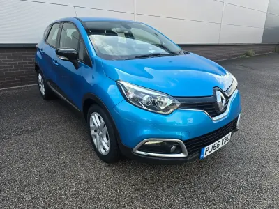Used Renault Captur Dynamique 120 HP (88 kW) 2016 Blue SUV