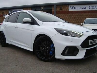 Used Ford Focus RS 350 HP (257 kW) 2017 White Hatchback