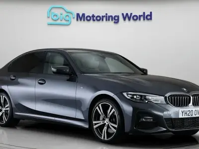Begagnad BMW 330e M Sport 292 HK (214 kW) 2020 Grå Sedan