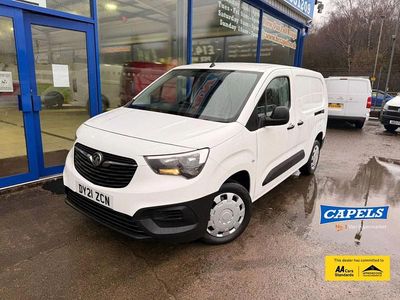 Used Vauxhall Combo 100 HP (73 kW) 2021 White Van