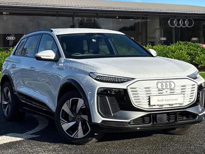 Begagnad Audi Q6 e-tron S-Line 225 kW (306 HK) 2025 Vit SUV