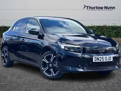 Second-hand Vauxhall Corsa Ultimate 100 CP (73 kW) 2025 Negru Hatchback