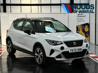 Usado Seat Arona Xperience Lux 110 HP (80 kW) 2023 Branco SUV