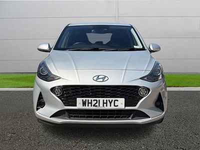 Gebraucht Hyundai i10 Premium 84 PS (61 kW) 2021 Grau Kleinwagen