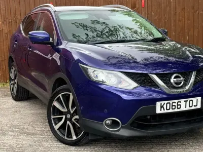 Used Nissan Qashqai Tekna 130 HP (95 kW) 2017 Blue SUV