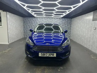 Used Ford Focus Zetec 2017 Blue Hatchback