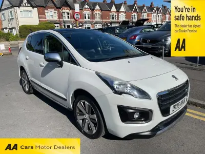 Used Peugeot 3008 Allure 2016 White Hatchback