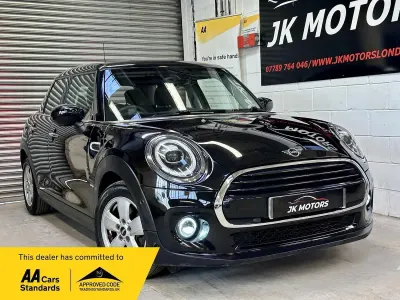 Used Mini Cooper Classic 2019 Black Hatchback