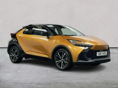 Used Toyota C-HR Edition 198 HP (145 kW) 2024 Gold SUV