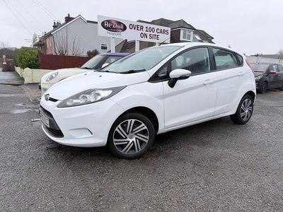 Used Ford Fiesta 82 HP (60 kW) 2011 White Hatchback