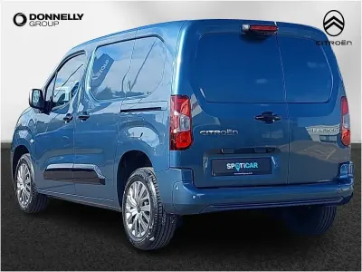 New Citroën Berlingo 129 HP (94 kW) 2026 Blue MPV