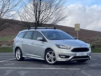 Used Ford Focus Zetec 120 HP (88 kW) 2015 Silver Estate