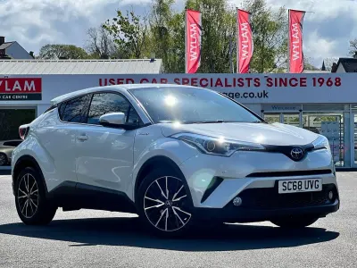 Used Toyota C-HR 122 HP (89 kW) 2018 White SUV