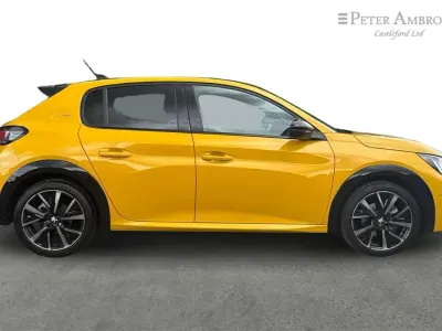 Used Peugeot 208 Premium 129 HP (94 kW) 2022 Yellow Hatchback