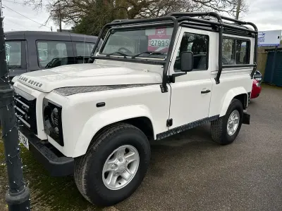 Usado Land Rover Defender 122 CV (89 kW) 2009 Blanco SUV