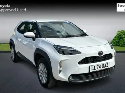 Used Toyota Yaris Cross 116 HP (85 kW) 2024 White SUV