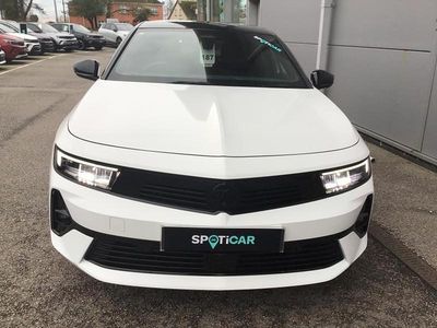 Used Vauxhall Astra GS Line 128 HP (94 kW) 2023 White Hatchback