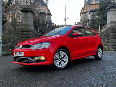 Begagnad VW Polo SE 60 HK (44 kW) 2015 Röd Halvkombi