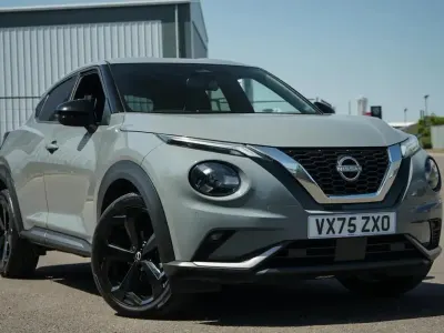Used Nissan Juke Tekna 114 HP (83 kW) 2025 Grey SUV