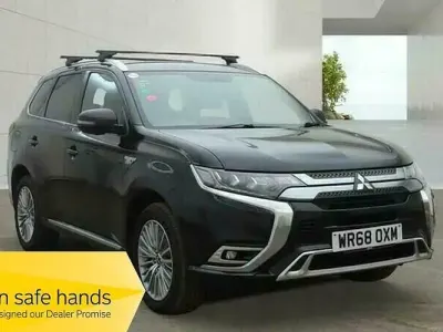 Usado Mitsubishi Outlander P-HEV 177 HP (130 kW) 2018 Carrinha
