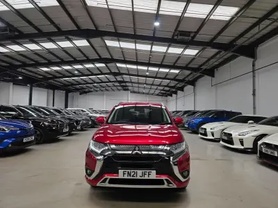 Used Mitsubishi Outlander P-HEV 2021 Red SUV