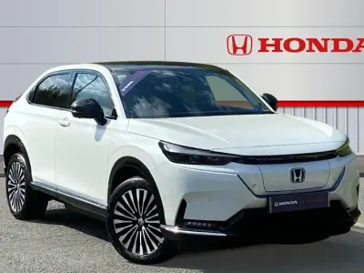 Begagnad Honda e Advance 150 kW (204 HK) 2024 Halvkombi