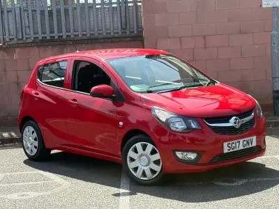 Used Vauxhall Viva 75 HP (55 kW) 2017 Red Hatchback