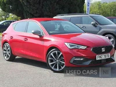 Used Seat Leon FR Sport 110 HP (80 kW) 2024 Red Hatchback