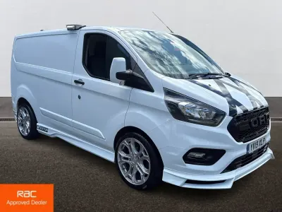 Usado Ford Transit Custom 105 HP (77 kW) 2019 Branco Van