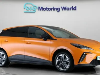 Used MG MG4 EV Trophy 319 kW (435 HP) 2023 Orange Hatchback