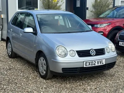 Used VW Polo S 75 HP (55 kW) 2002 Silver Hatchback