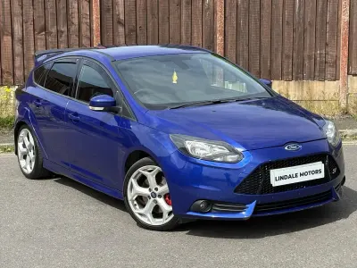 Used Ford Focus ST 250 HP (183 kW) 2012 Blue Hatchback