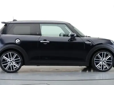 Used Mini Cooper S Exclusive 2023 Blue and black Hatchback
